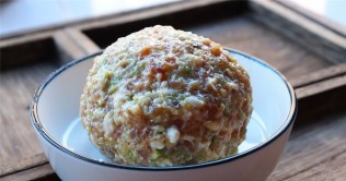 鸡蛋狮子头-冬季美食