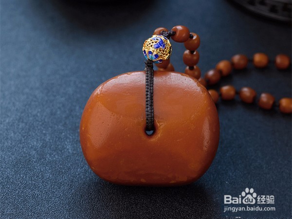 老蜜蜡和新蜜蜡的区别，为什么老蜜蜡价值更高？