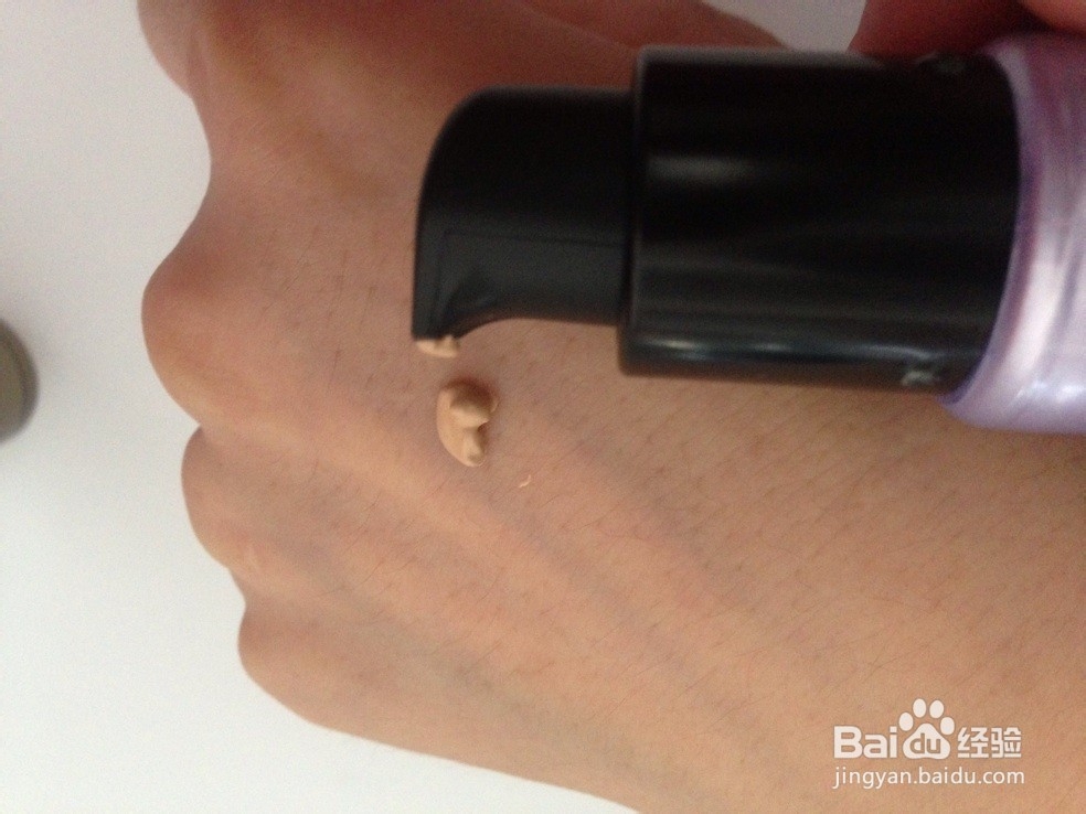 芭妮兰修容霜使用方法