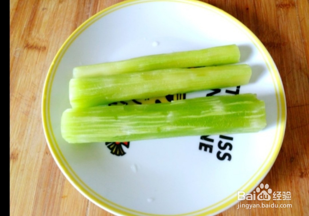 凉拌青笋的做法