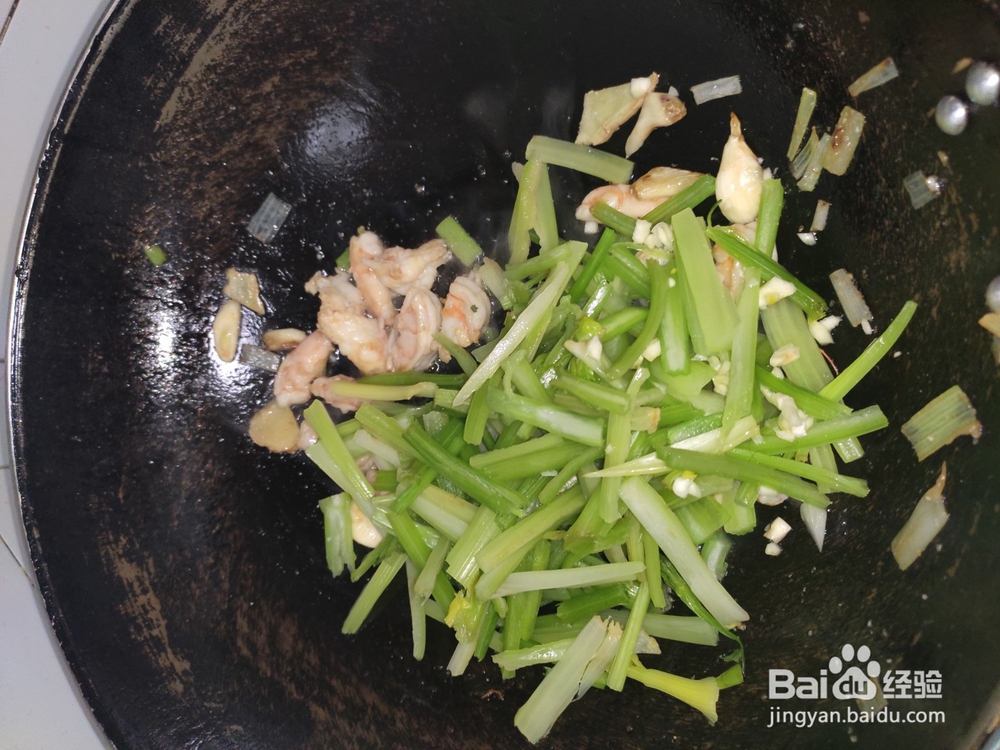 如何烹饪美味健康的芹菜虾仁