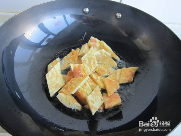 如何制作包包菜炒馕