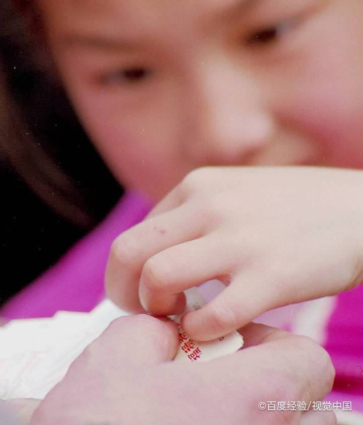 宝宝皮肤痒老抓怎么办