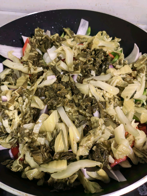 酸菜水豆腐鱼头煲