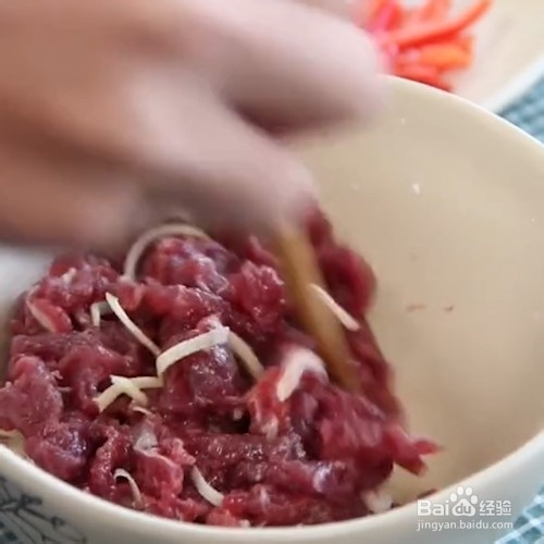 家常青椒牛肉