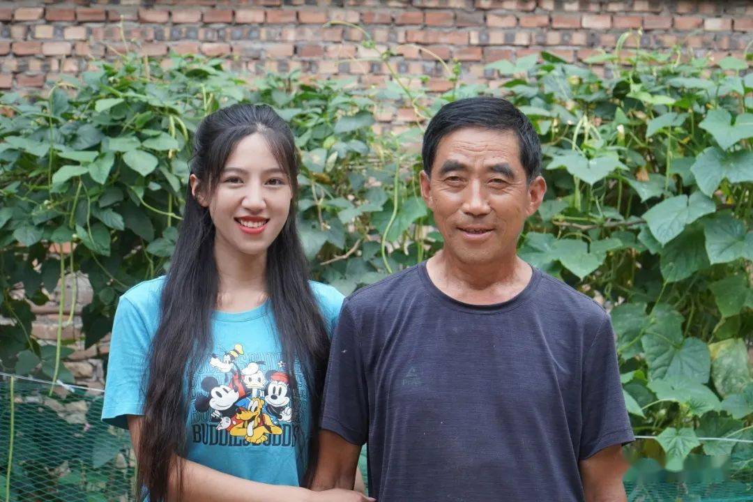 麦小登的身世是什么