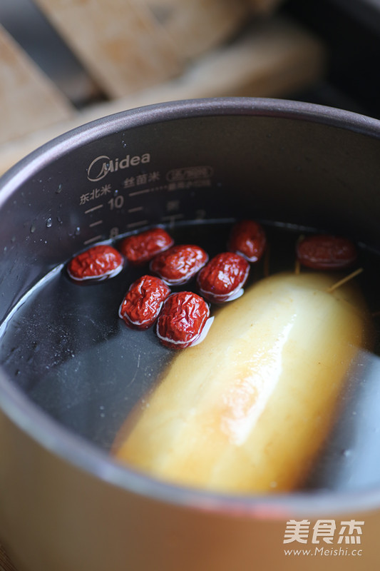 枣香糯米藕的做法