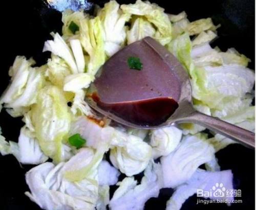 家庭自制白菜炖冻豆腐