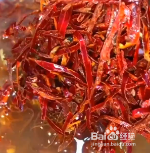 如何用猪肉和辣椒做香辣肉丝呢