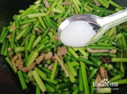 美味可口蒜苔炒肉的家常做法