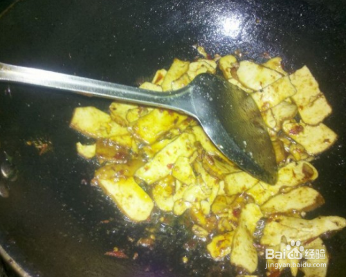 青椒炒香干怎么做？