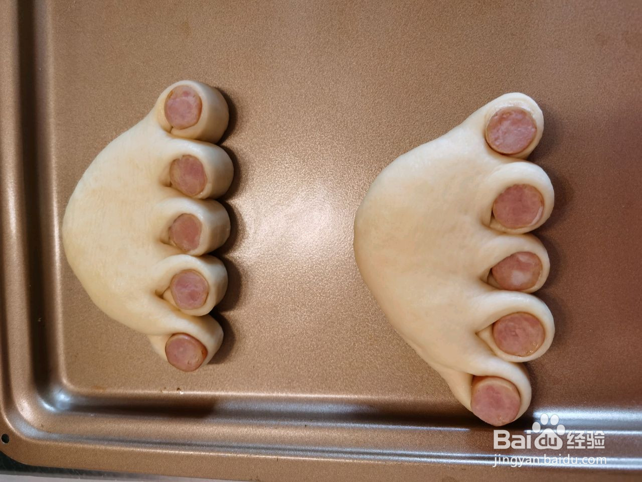 萌萌的熊掌肠仔包的做法