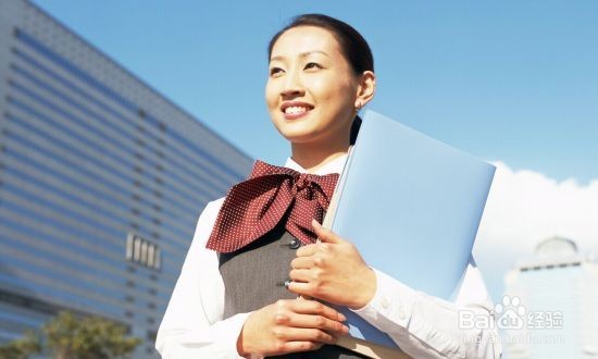 通过霸道女总裁董明珠我们女性在职场该如何拼搏