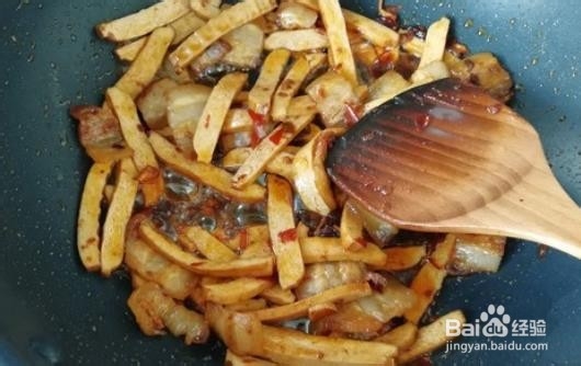 香干蒜香回锅肉制作方法