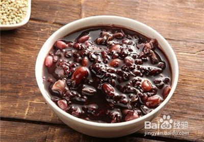 女人经期喝6款粥 补血养颜