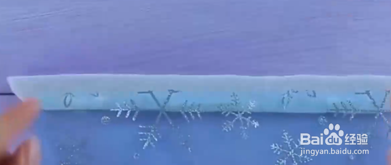 如何给芭比娃娃制作衣服