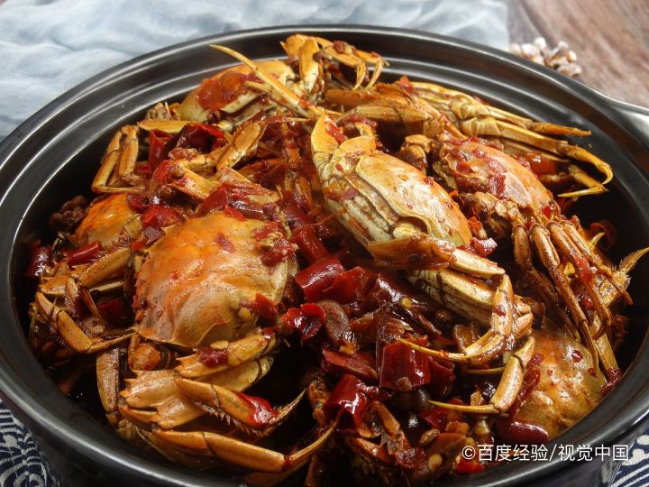 蒸河蟹是凉水还是热水