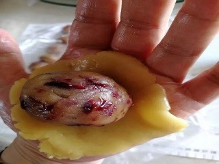 蔓越莓甜馅儿月饼怎么做