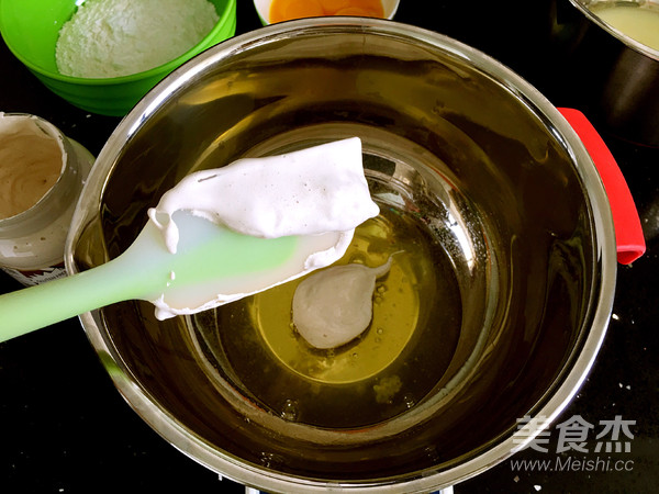 焦糖戚风的做法