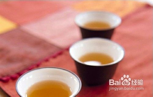 告诉你如何用茶叶水洗脸