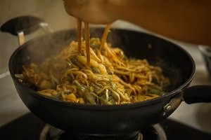 怎么做排骨豆角焖面