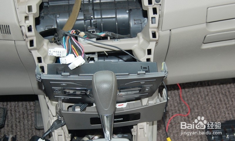 丰田卡罗拉导航安装流程图文教程 安卓车载 HHQ