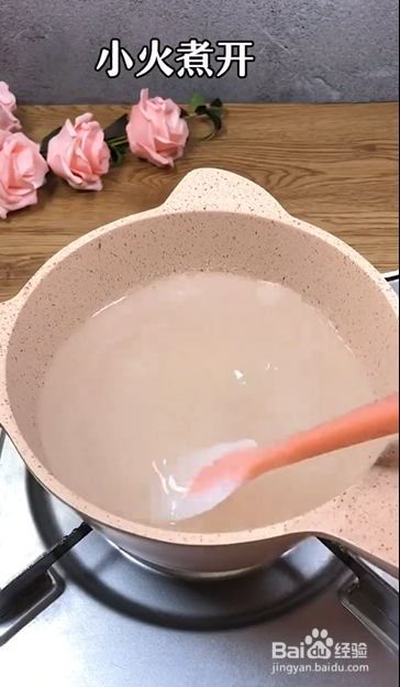 如何制作花环果冻蛋糕