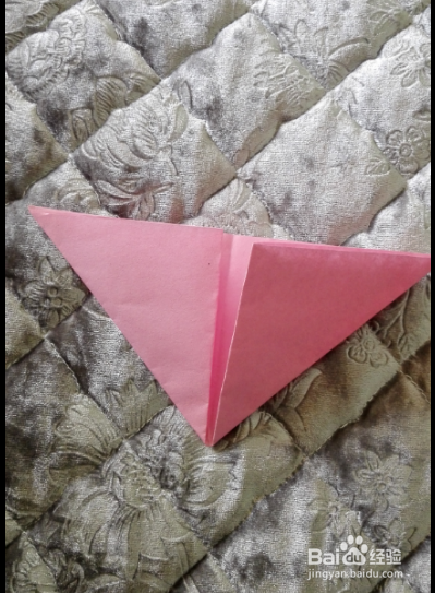 如何折出好看的百合花