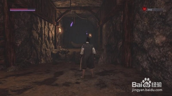 嗜血印第一关铁门怎么开