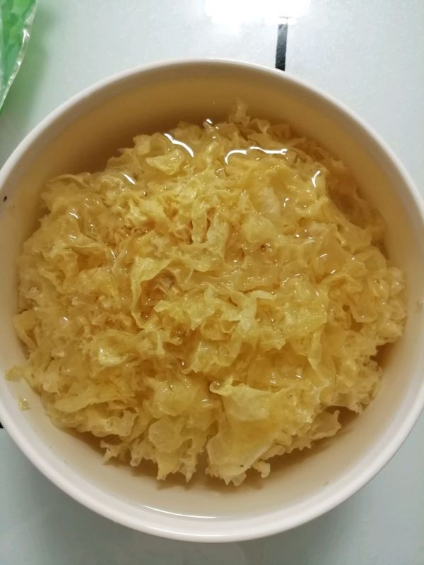 红枣枸杞银耳羹