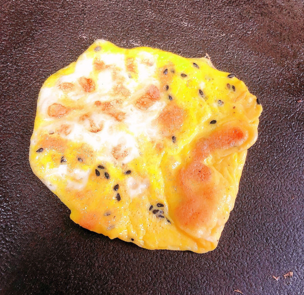 黑芝麻鸡蛋面包片
