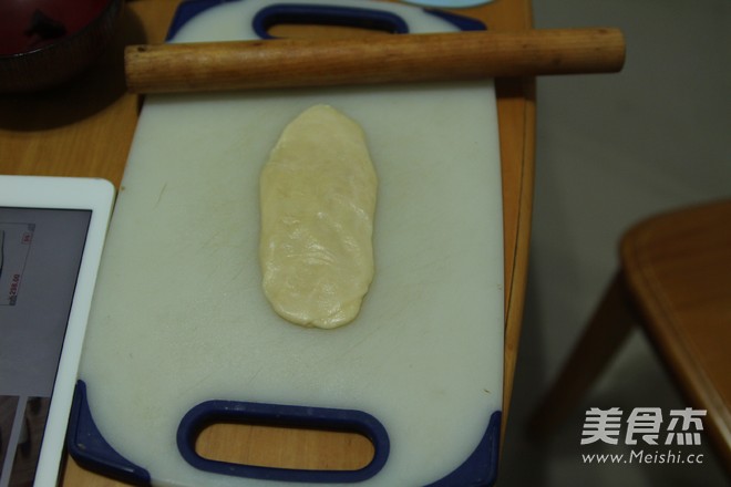 蛋黄酥的家常做法