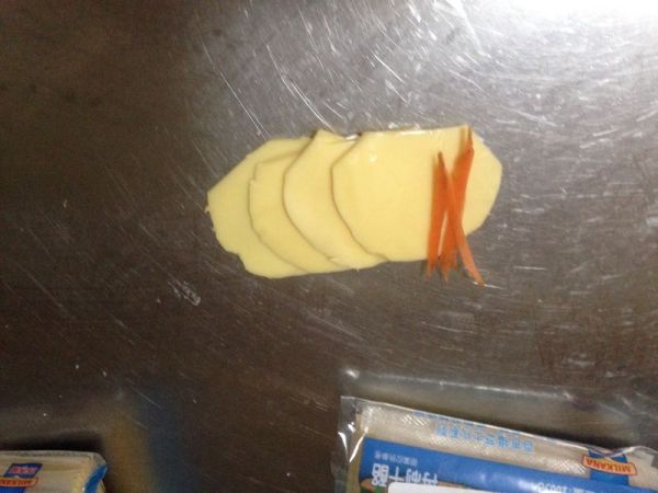 芝士肉馅花环包