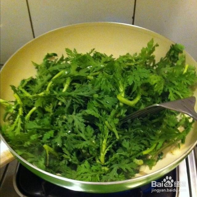 素炒茼蒿的做法