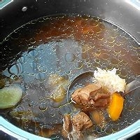 怎么做银耳罗汉果鸡汤