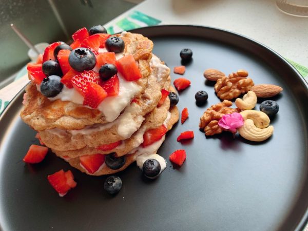 减脂黑全麦酸奶香蕉松饼