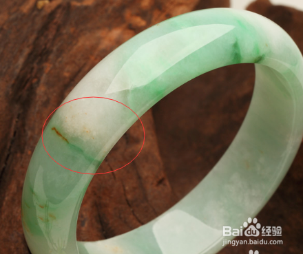 翡翠b货的鉴别方法？