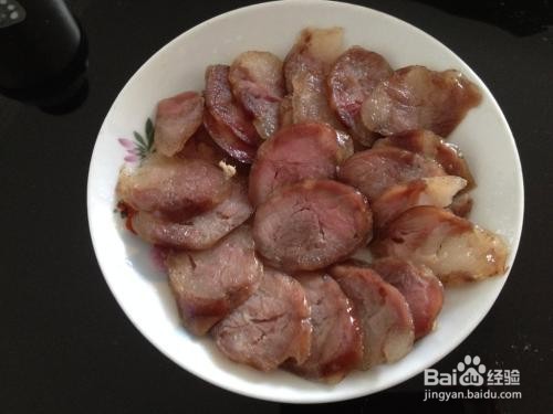 青葱爆炒腊肠