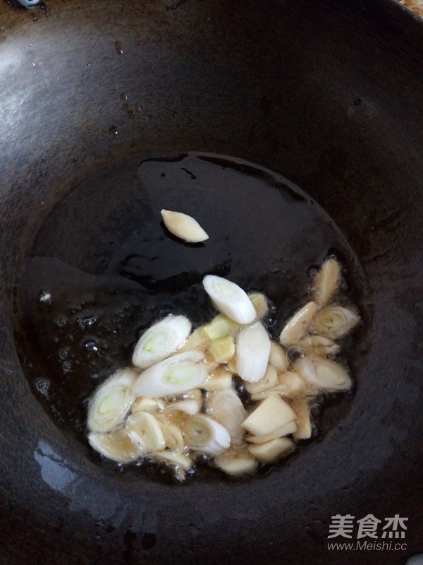 西兰花虾仁的做法