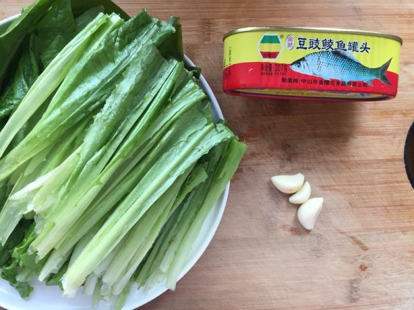 豆豉鲮鱼油麦菜