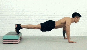 怎样简单锻炼出胸肌？如何让胸肌变大？