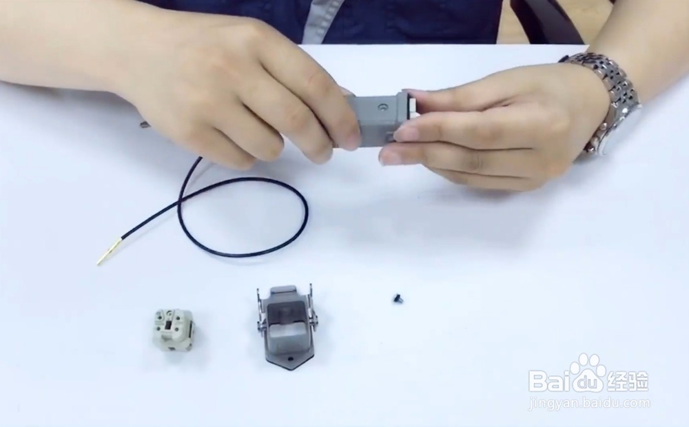 重载连接器 接法