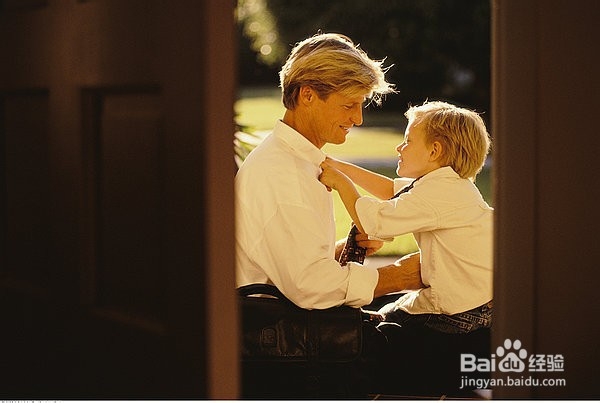 父母需学 适当对孩子发怒