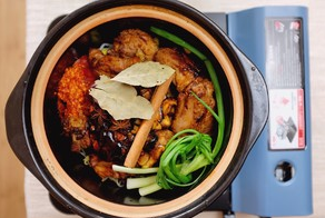 三招五招教你做红烧排骨面