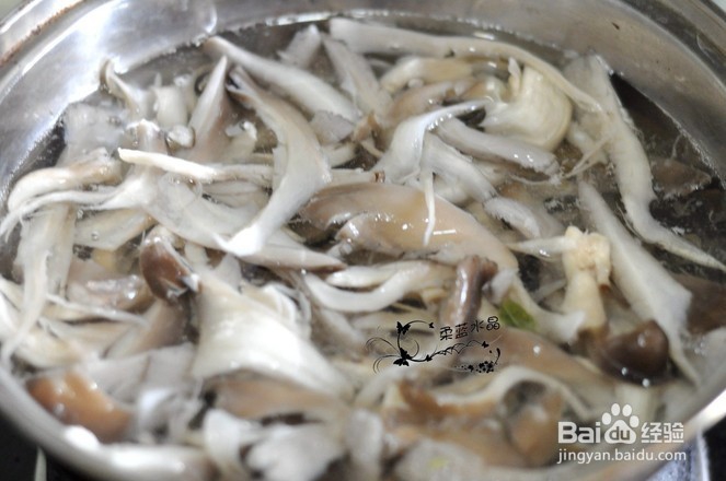 风味 胡萝卜炒平菇