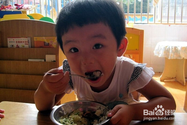 如何让孩子的饮食更安全