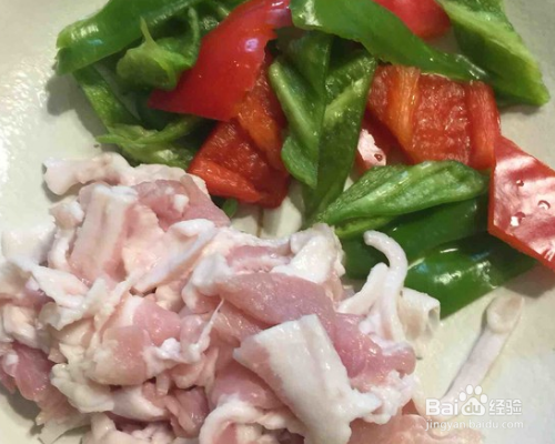 农家小炒肉的做法（五花肉版）