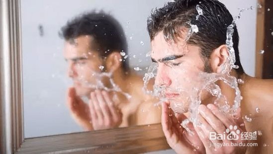 男士如何去眼袋?