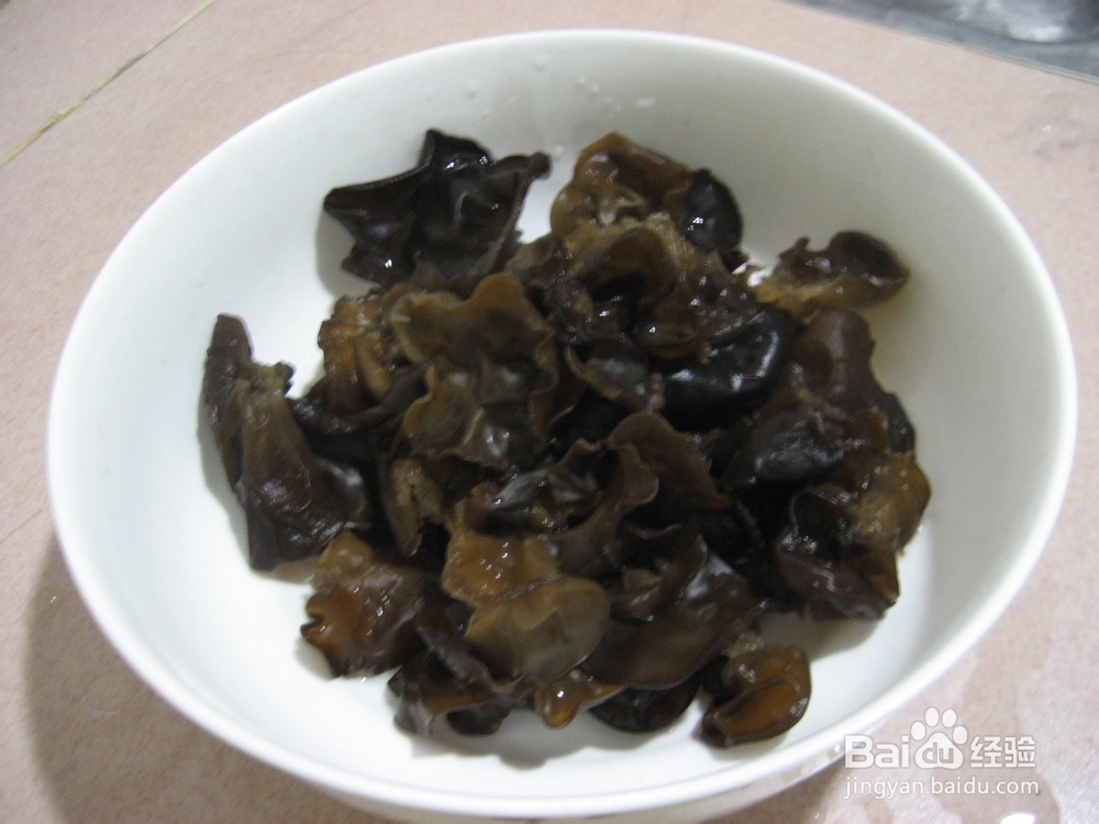凉拌木耳--天然养颜菜