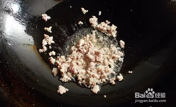 味道极好的肉末煎炝碎豆腐